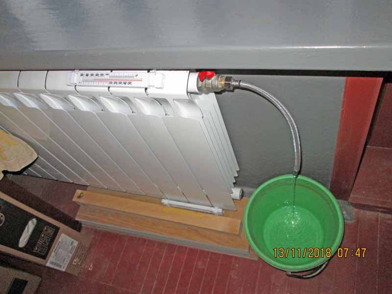 Ремонт чугунной батареи: способы устранения течи, восстановление чугунного радиатора холодной сваркой