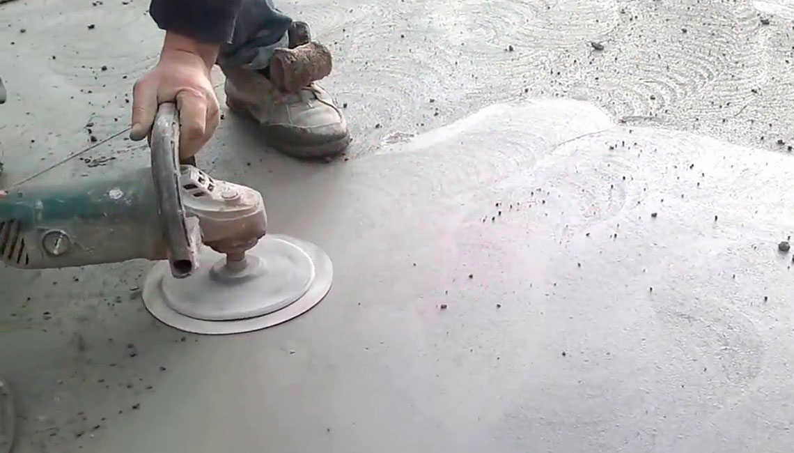 Затирка бетона: как затирать вручную и вретолетом для шлифования