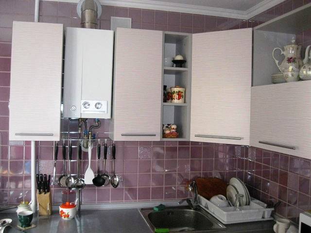 Советы дизайнеров: как спрятать газовую колонку и практично оформить интерьер маленькой кухни » всёокухне.ру